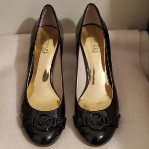 Michael Kors kitten heel pumps